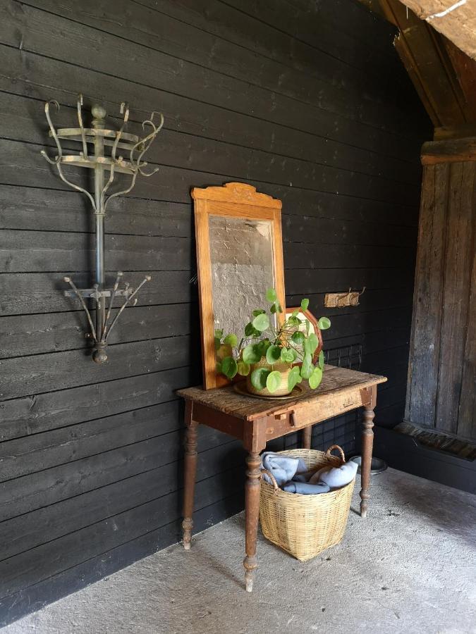 Smedjan Cottage Enköping المظهر الخارجي الصورة